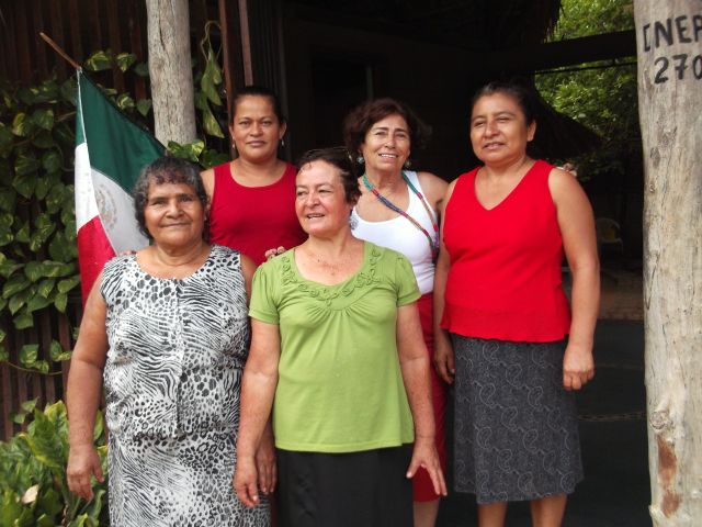 Productoras ecológicas de el Tomatal: Verónica Ruiz
Órtiz, Cortes Ríos, Gloria Bohórquez Mendoza, Teresa
Ríos Cortes & Bertha Luna.