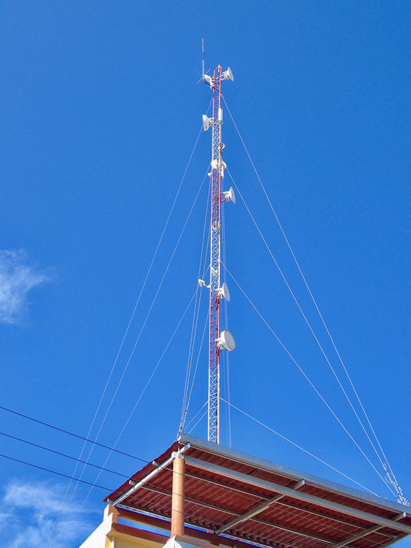 Torre de microonda de NetPacific.