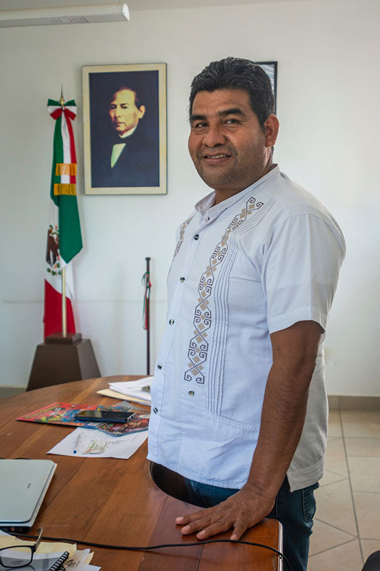 Javier Cruz Jim nez, Municipal President of San Pedro Mixtepec.