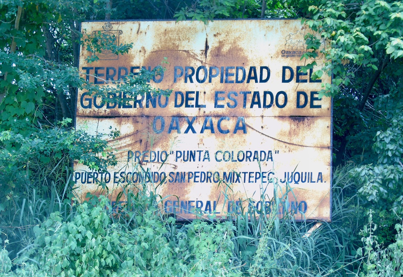 Sign in Punta Colorada. Photo: Ernesto J. Torres