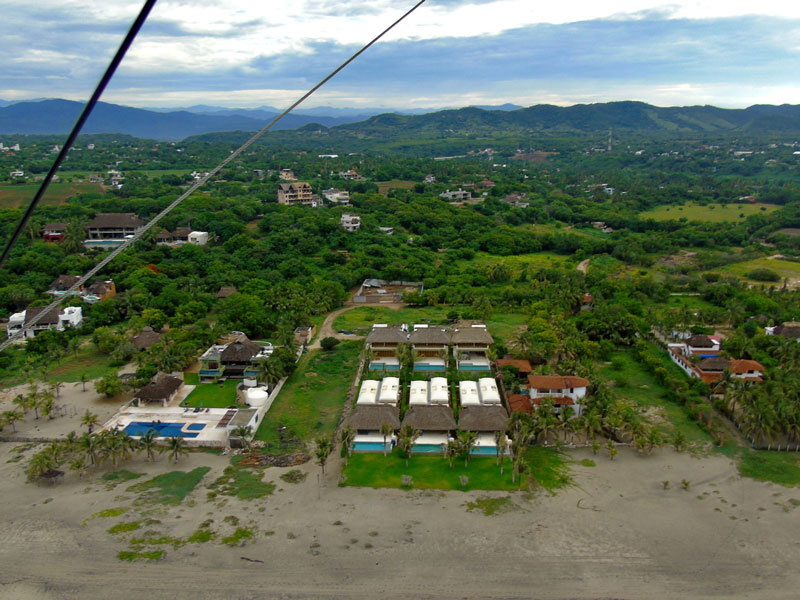 Vista de la Barra de Colotepec en vuelo ultraligero.